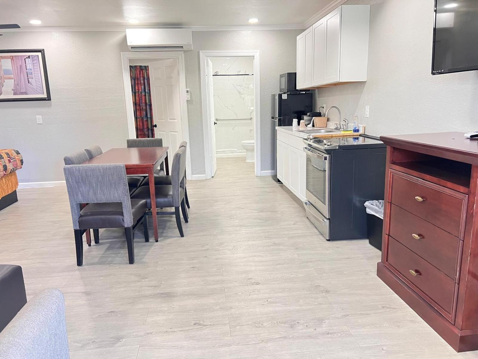 Sunshine Inn & Suites Venice, Florida Venice Gardens ภายนอก รูปภาพ