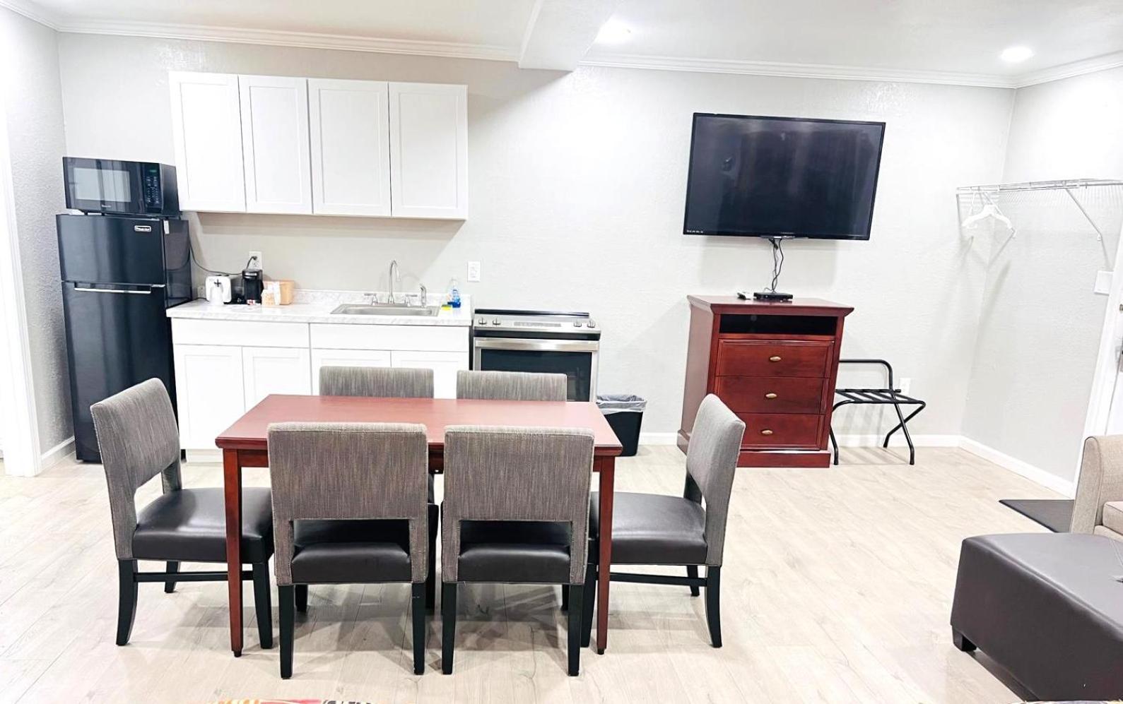 Sunshine Inn & Suites Venice, Florida Venice Gardens ภายนอก รูปภาพ