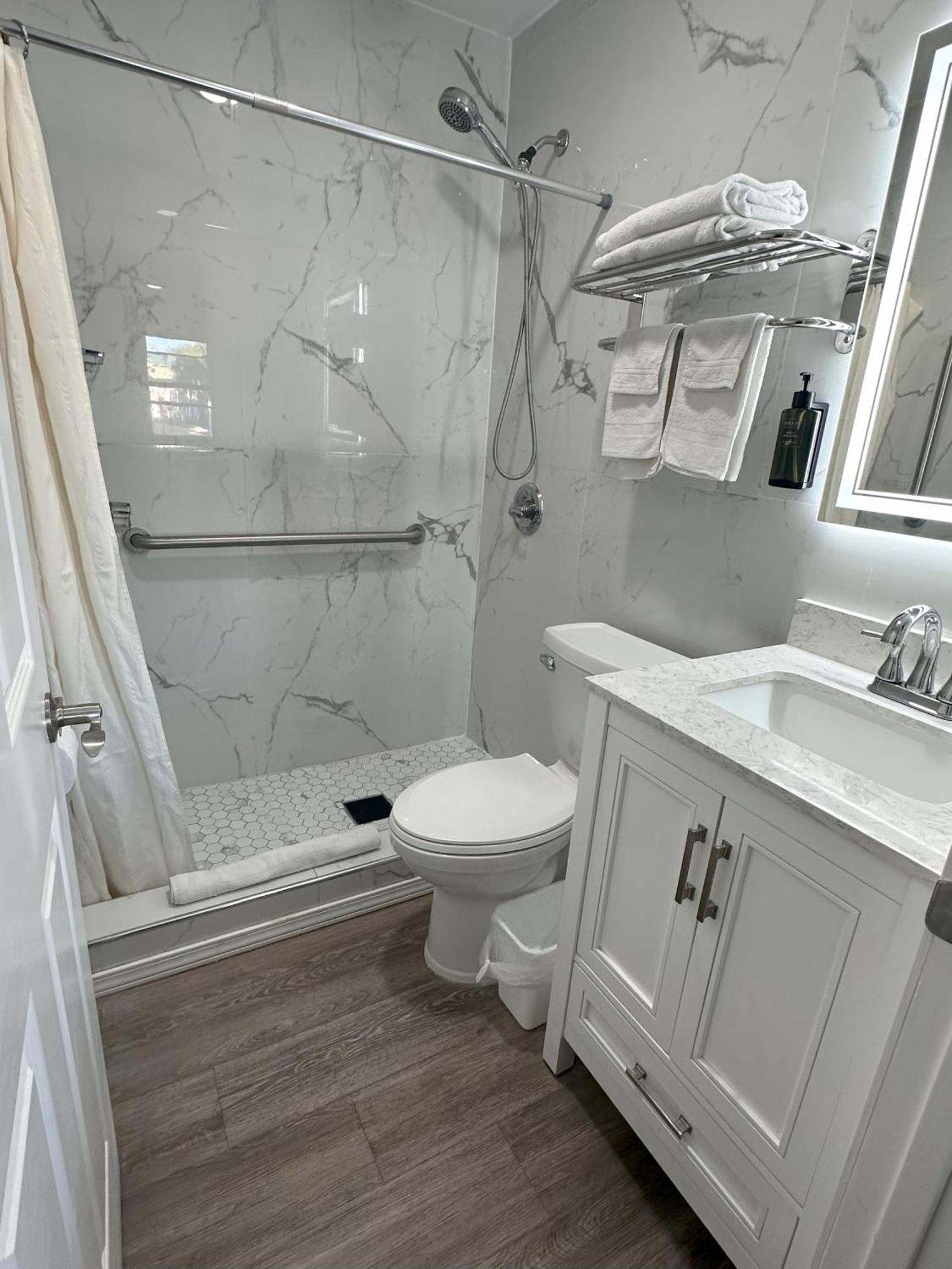 Sunshine Inn & Suites Venice, Florida Venice Gardens ภายนอก รูปภาพ