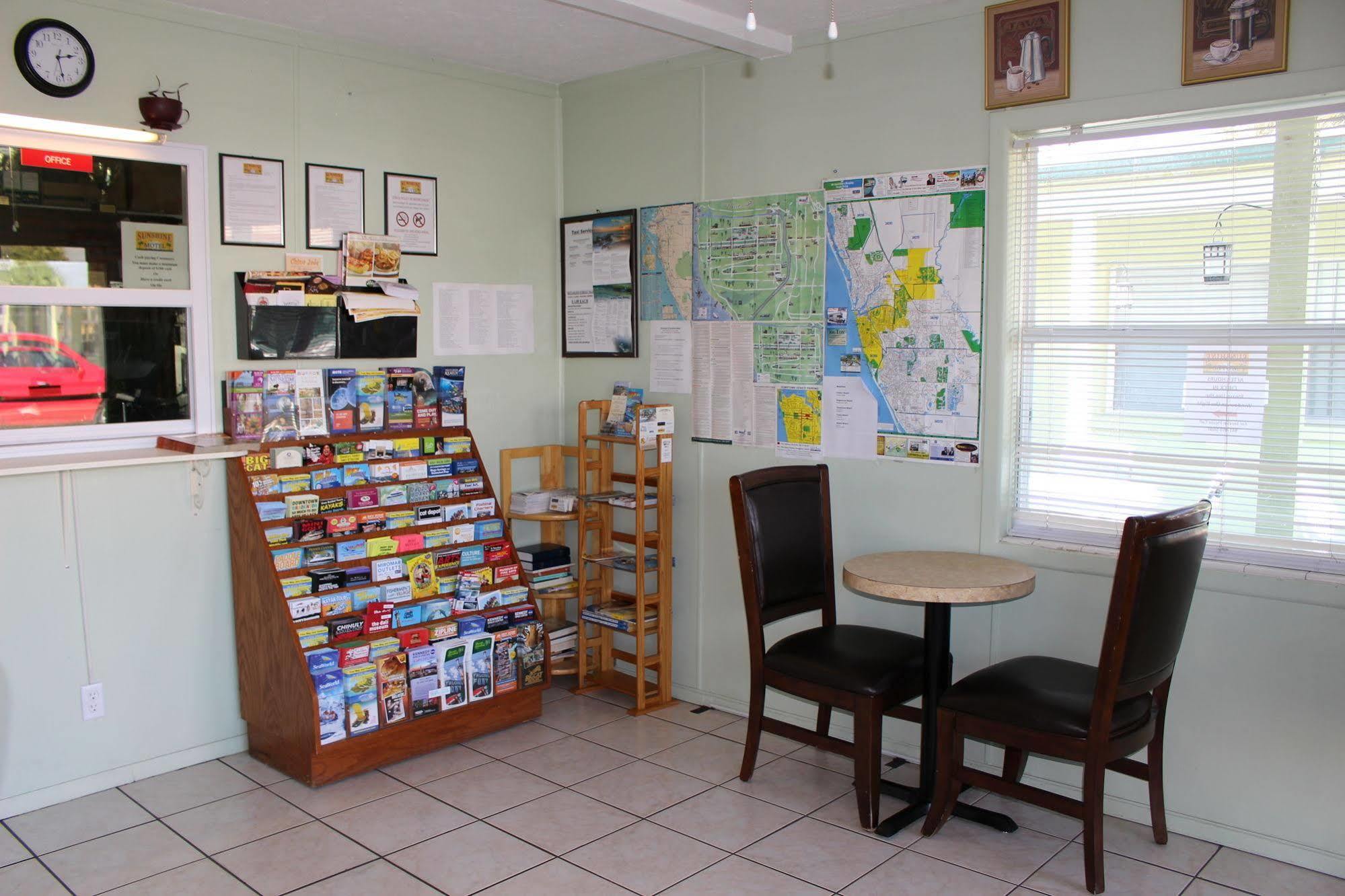 Sunshine Inn & Suites Venice, Florida Venice Gardens ภายนอก รูปภาพ