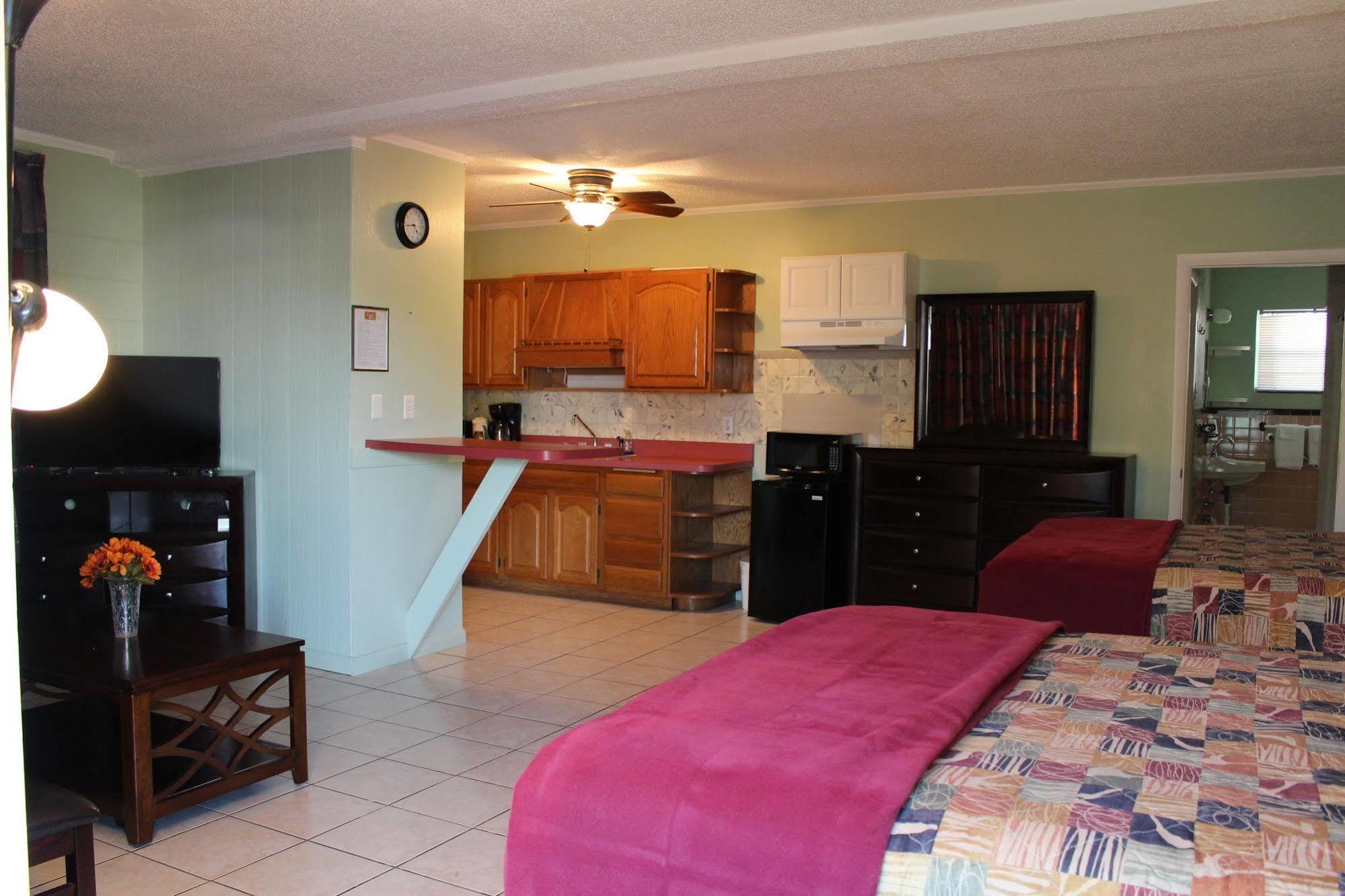Sunshine Inn & Suites Venice, Florida Venice Gardens ภายนอก รูปภาพ